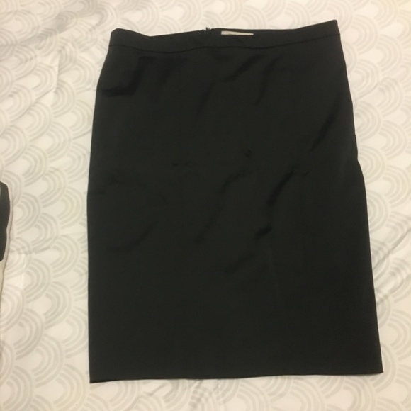 Black pencil skirt - Picture 2 of 2